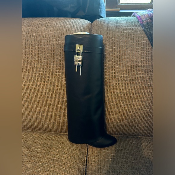 Givenchy Shark Boots -Worn 1x - Picture 8 of 8